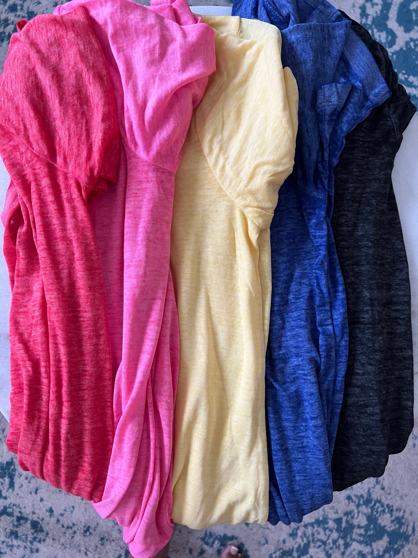 V-neck Melange Short Sleeve Top